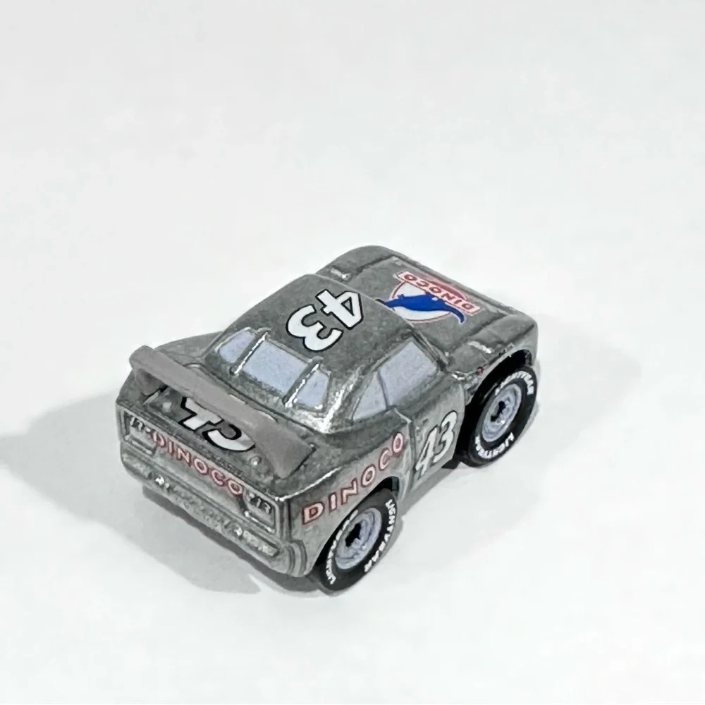 Disney Cars Die-cast Mini Racers Metallic The King Strip Weathers 2017